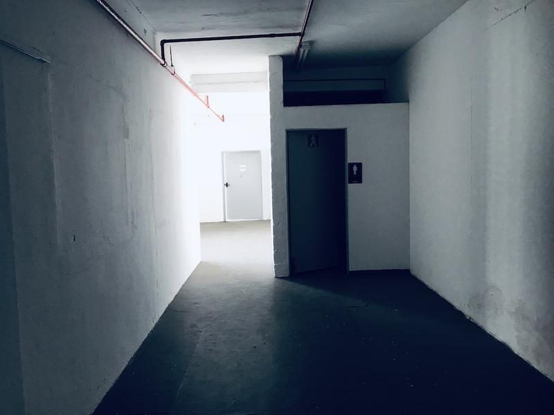 To Let Commercial Property for Rent in Paarden Eiland Western Cape